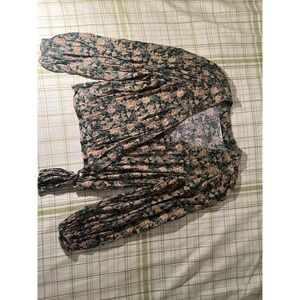 American‎ Eagle Floral Wrap Blouse Puff Sleeve Elastic Waist Boho romantic 
SZ S